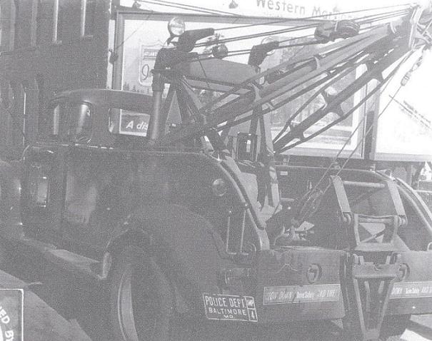 1940s Tow Truck