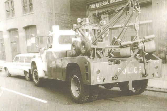 1968 International Tow Truck 2