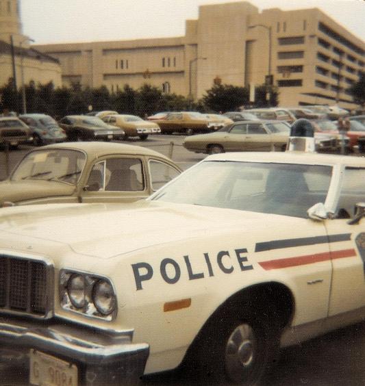 BPD ford red blue stripes 1975