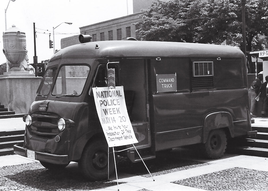 1959 Balto PD Patrol Car   Restored
