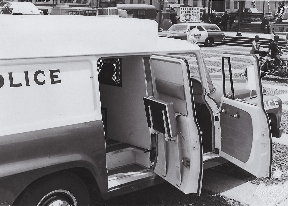 1959 Balto PD Patrol Car   Restored